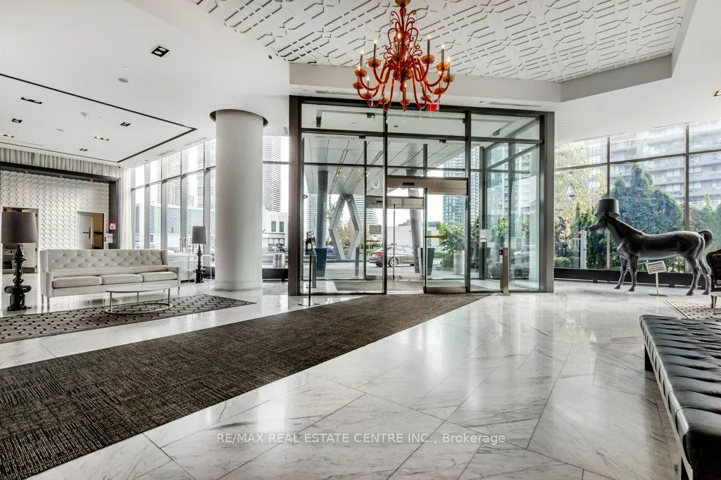 90 Parklawn Road, #1712