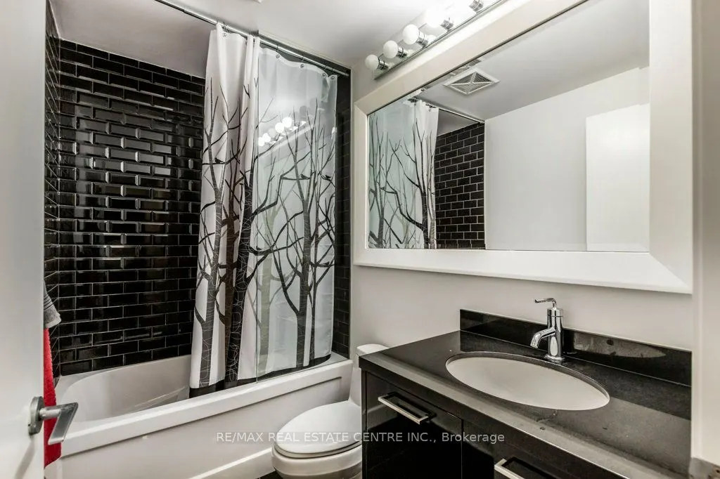 90 Parklawn Road, #1712