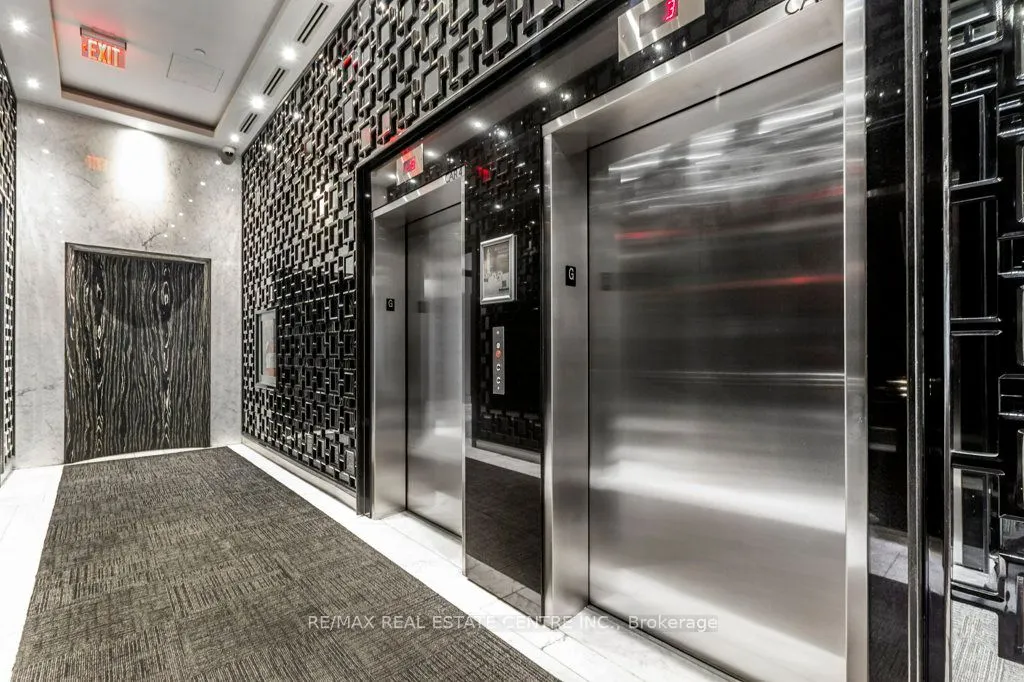 90 Parklawn Road, #1712