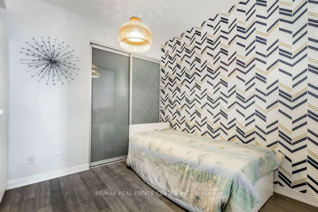 90 Parklawn Road, #1712
