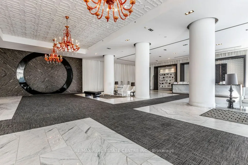 90 Parklawn Road, #1712