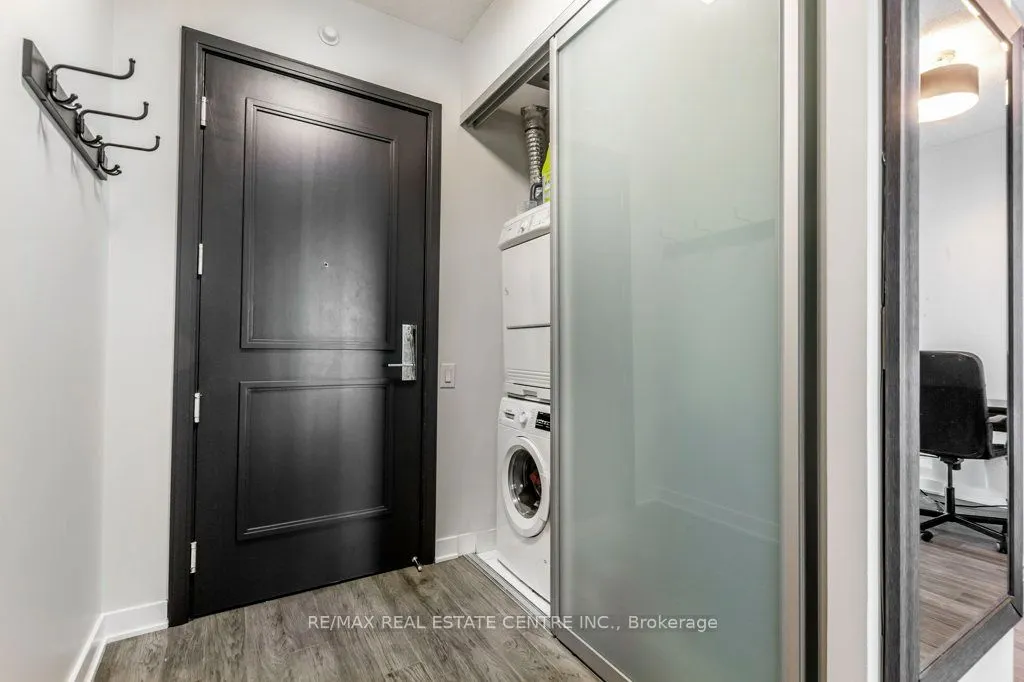 90 Parklawn Road, #1712