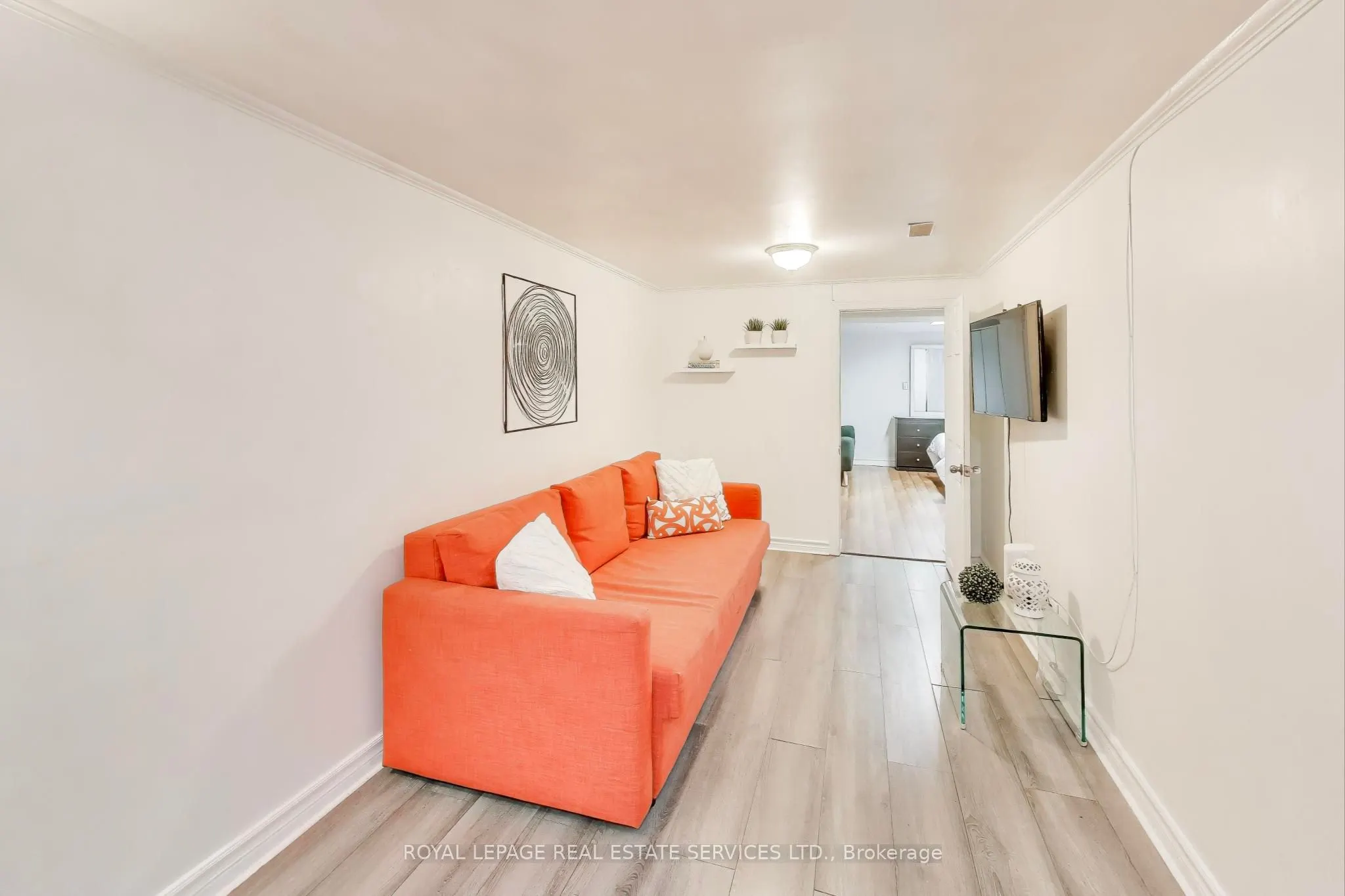 135 Giltspur Drive