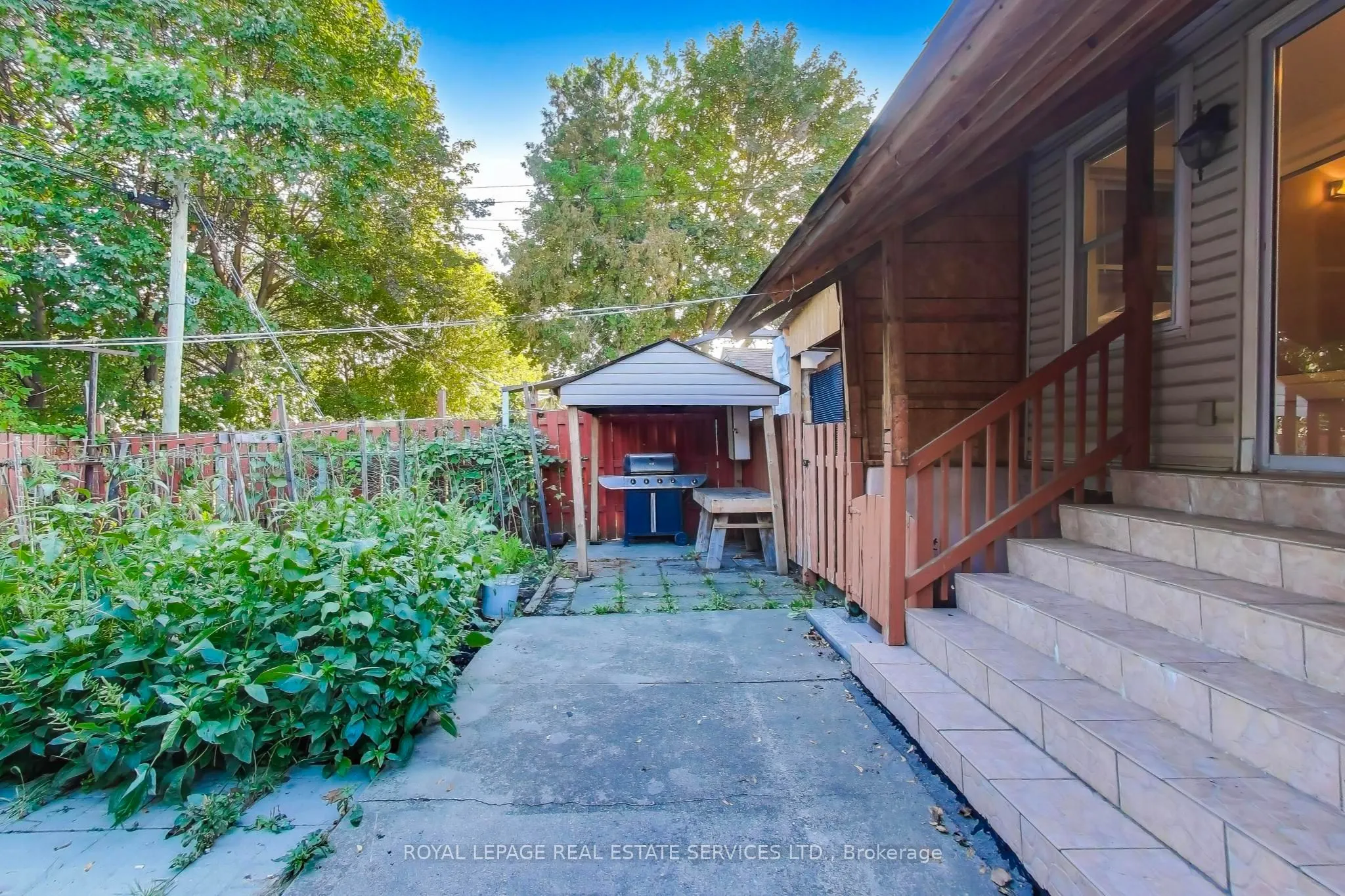 135 Giltspur Drive