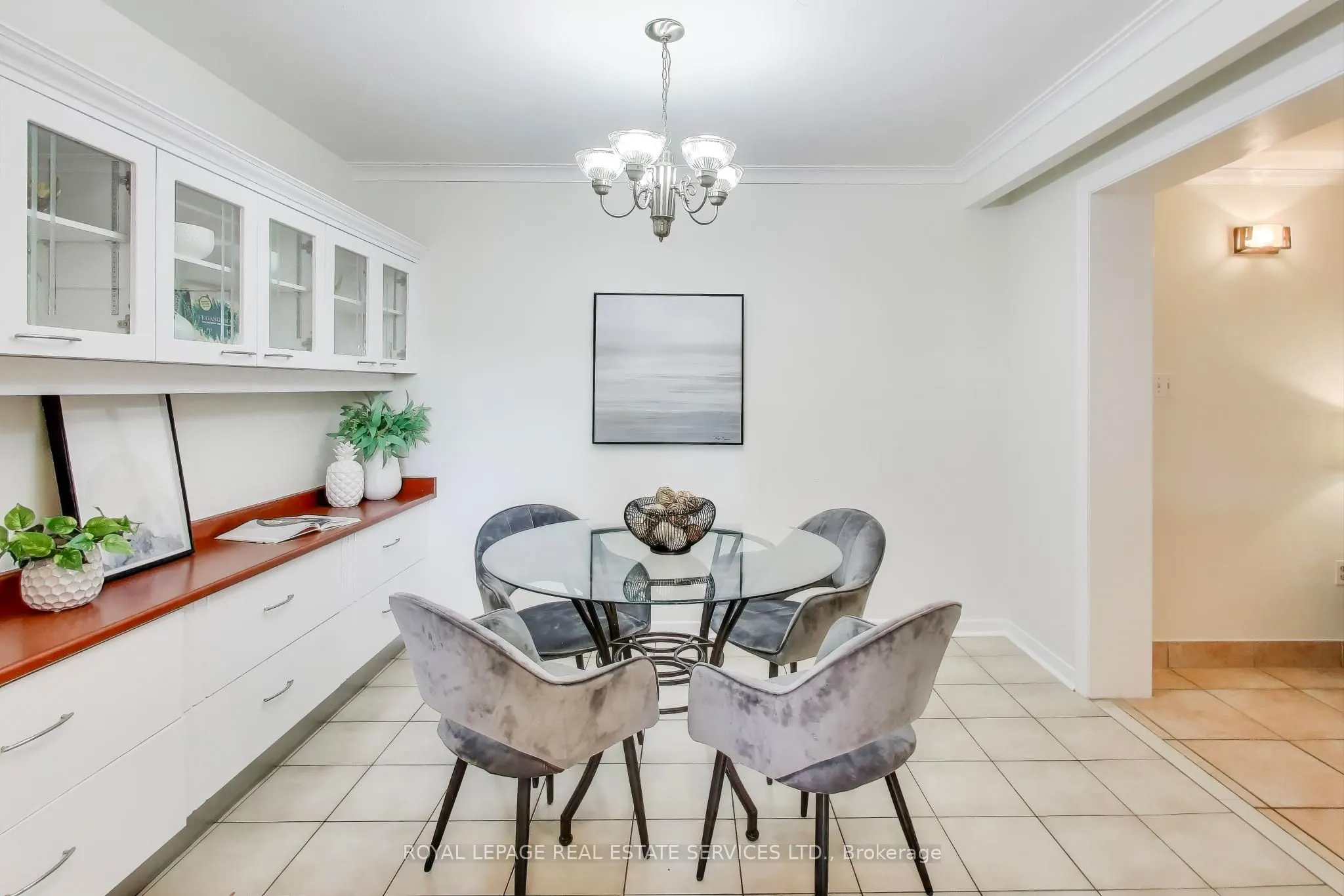 135 Giltspur Drive