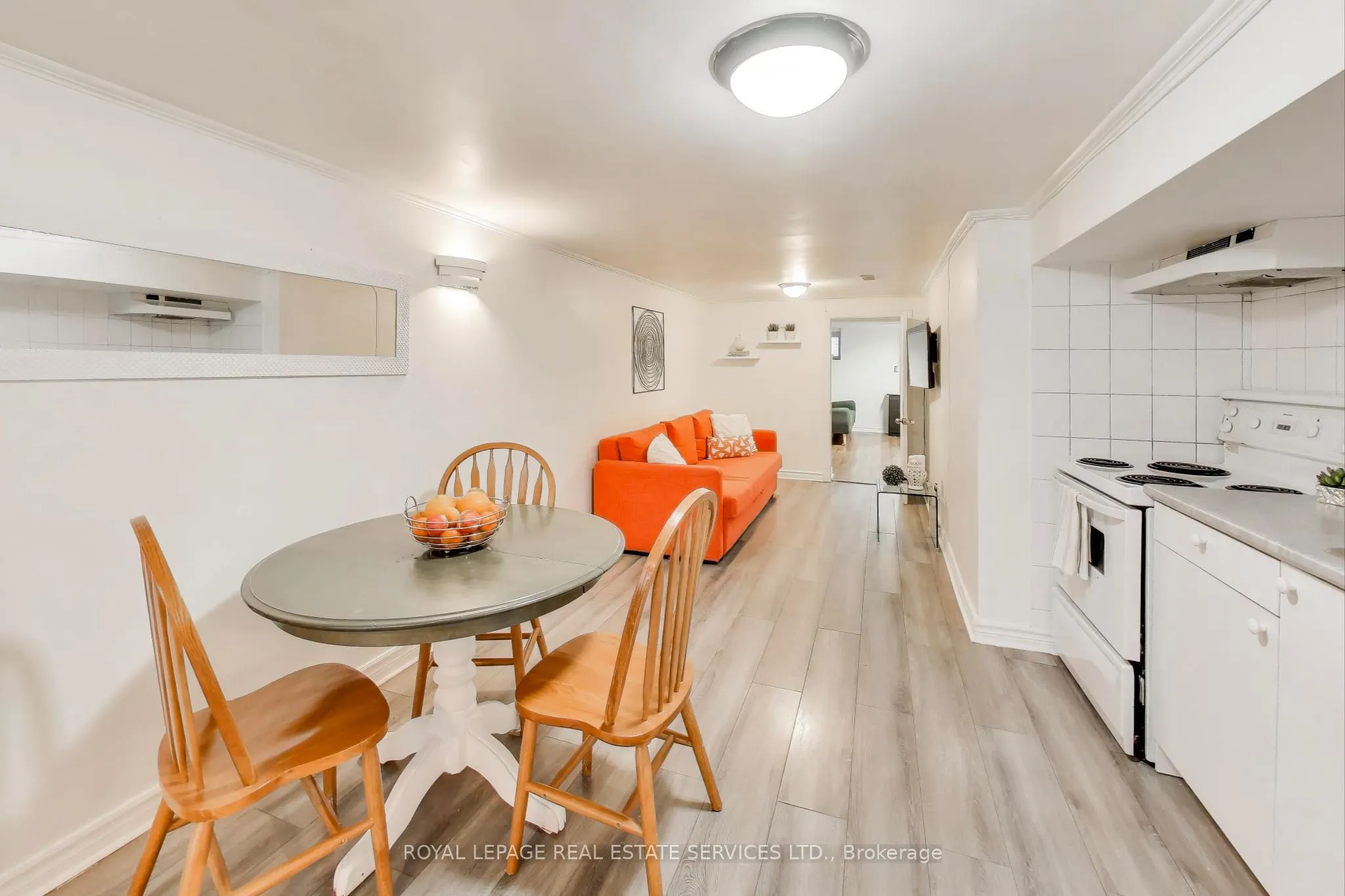 135 Giltspur Drive