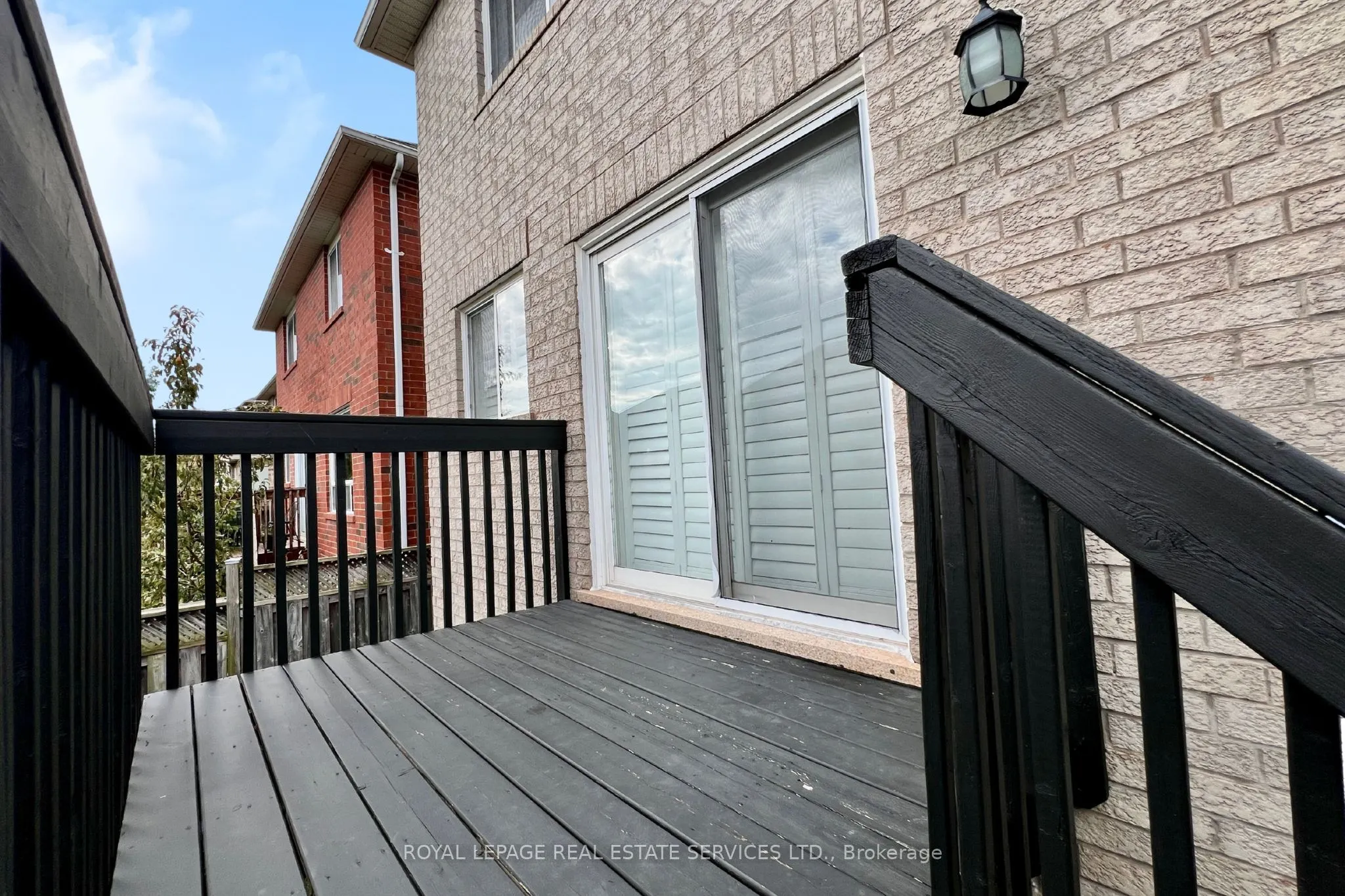 2384 Hollybrook Drive