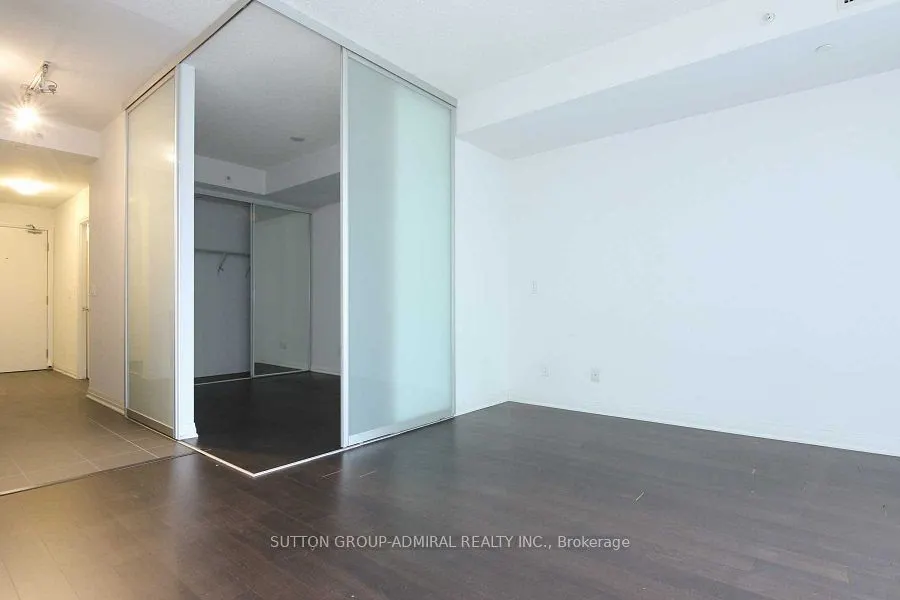 60 Annie Craig Drive, #306B