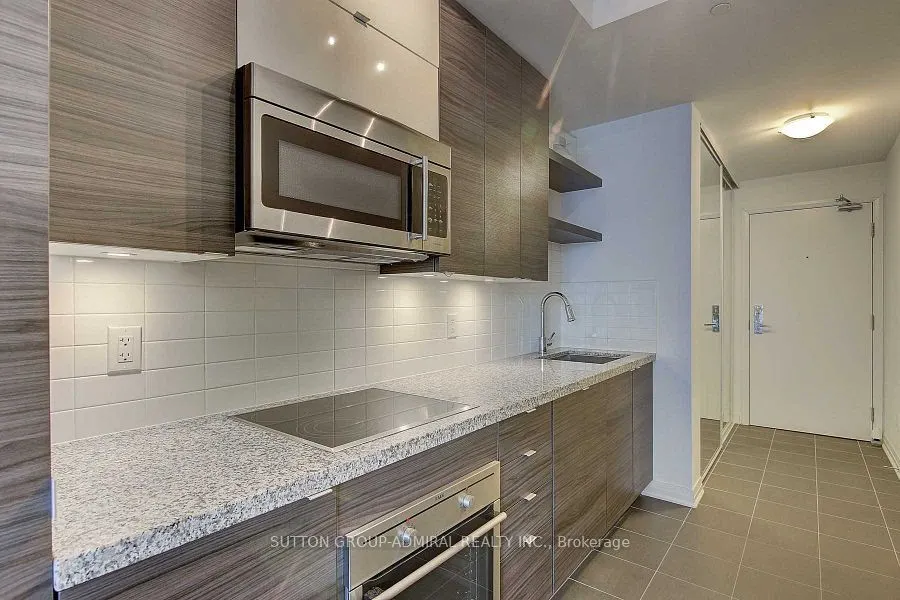 60 Annie Craig Drive, #306B