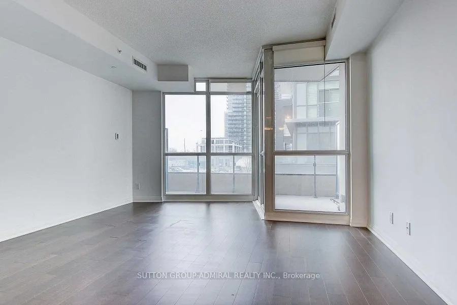 60 Annie Craig Drive, #306B