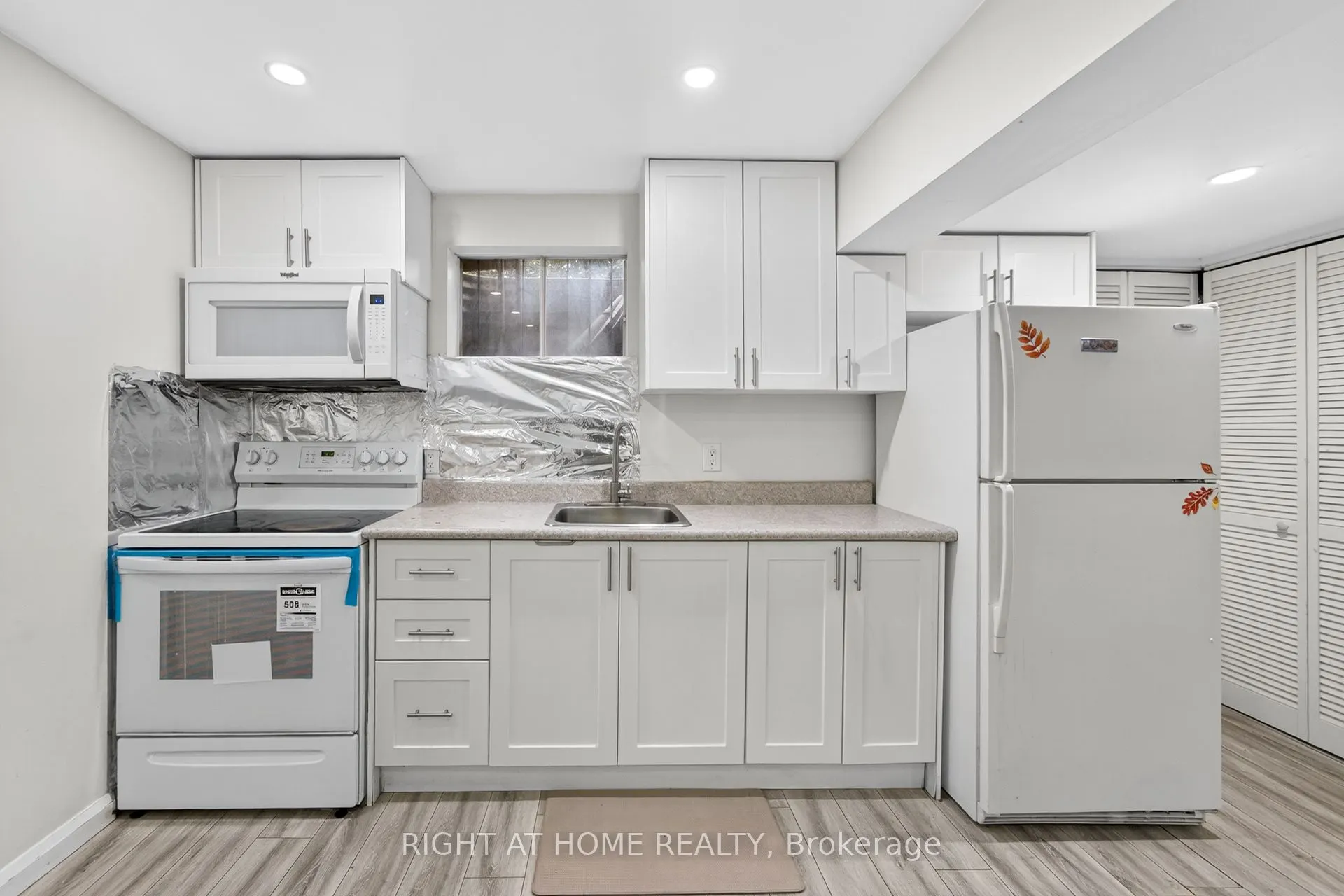 2605 Woodchester Drive, #32