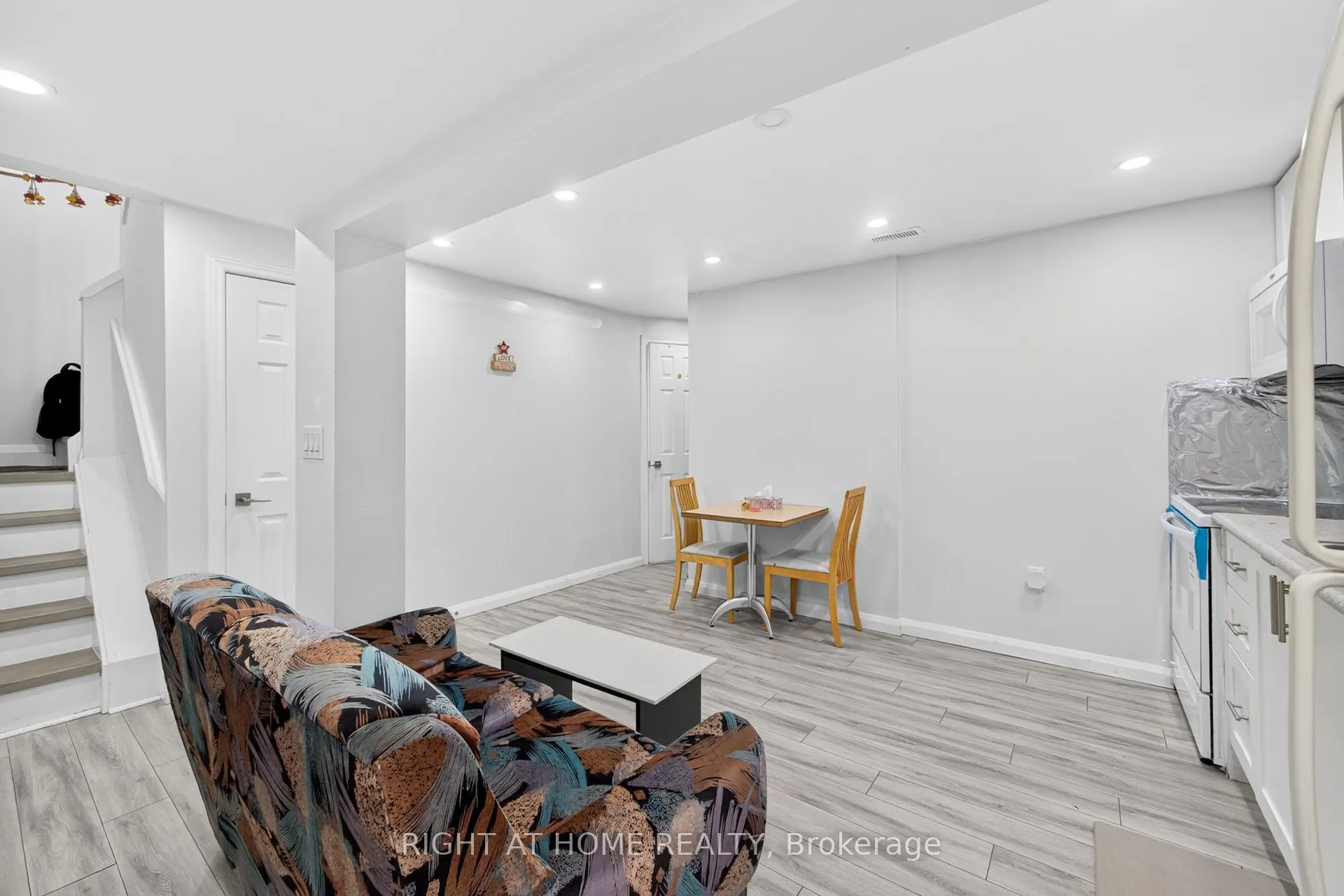 2605 Woodchester Drive, #32