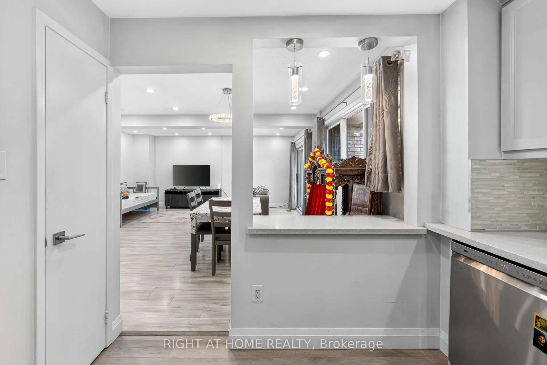 2605 Woodchester Drive, #32