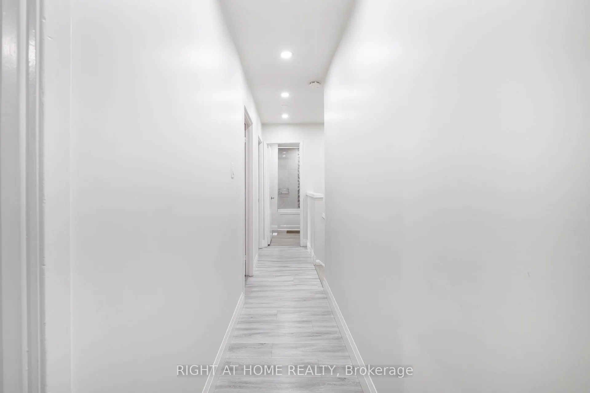 2605 Woodchester Drive, #32