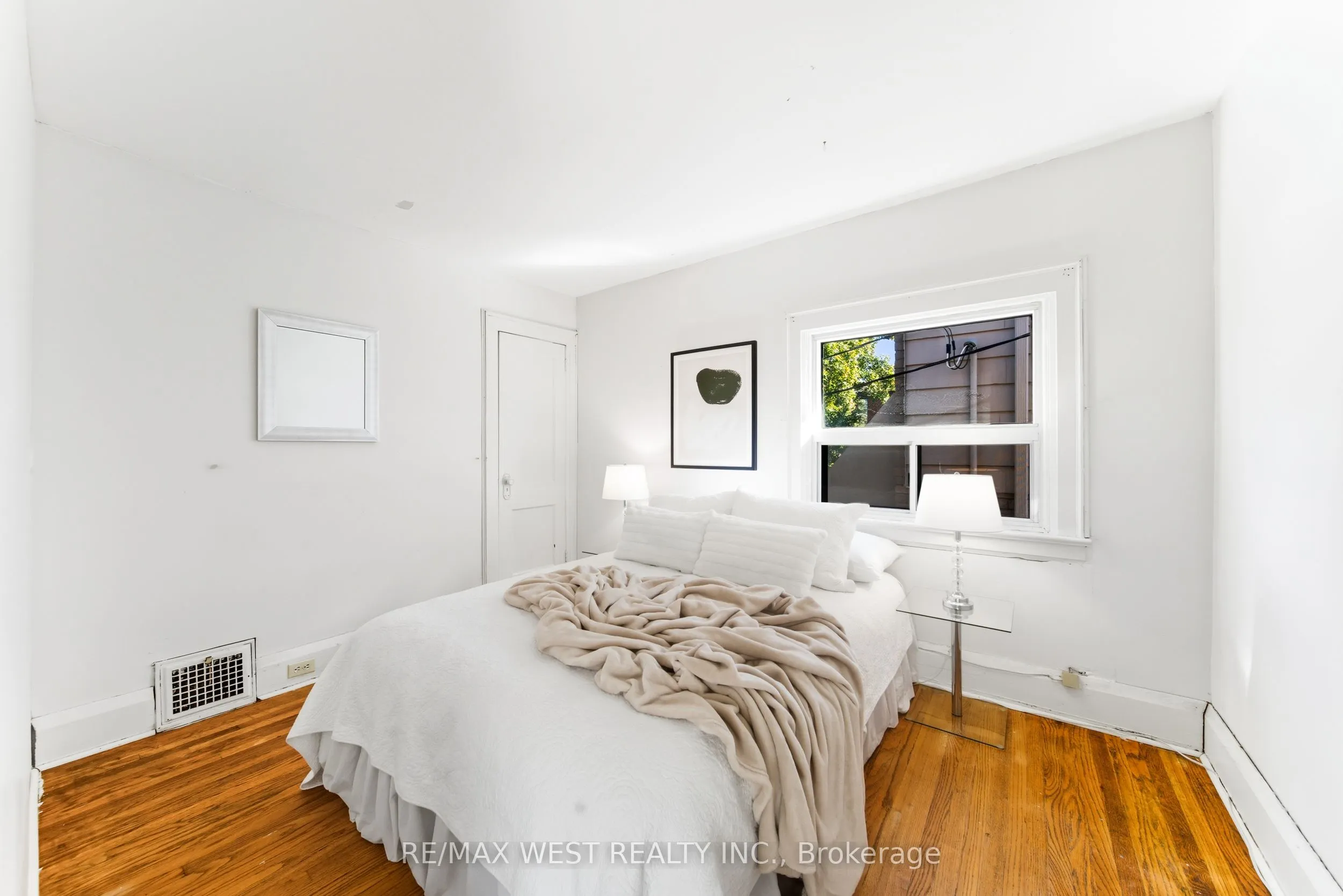 45 Deforest Road