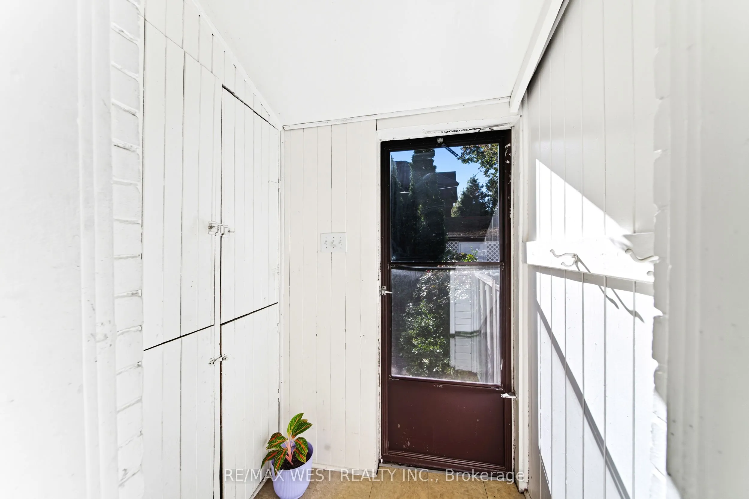 45 Deforest Road