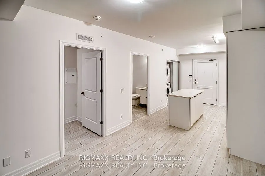 30 Elm Drive W, #1811