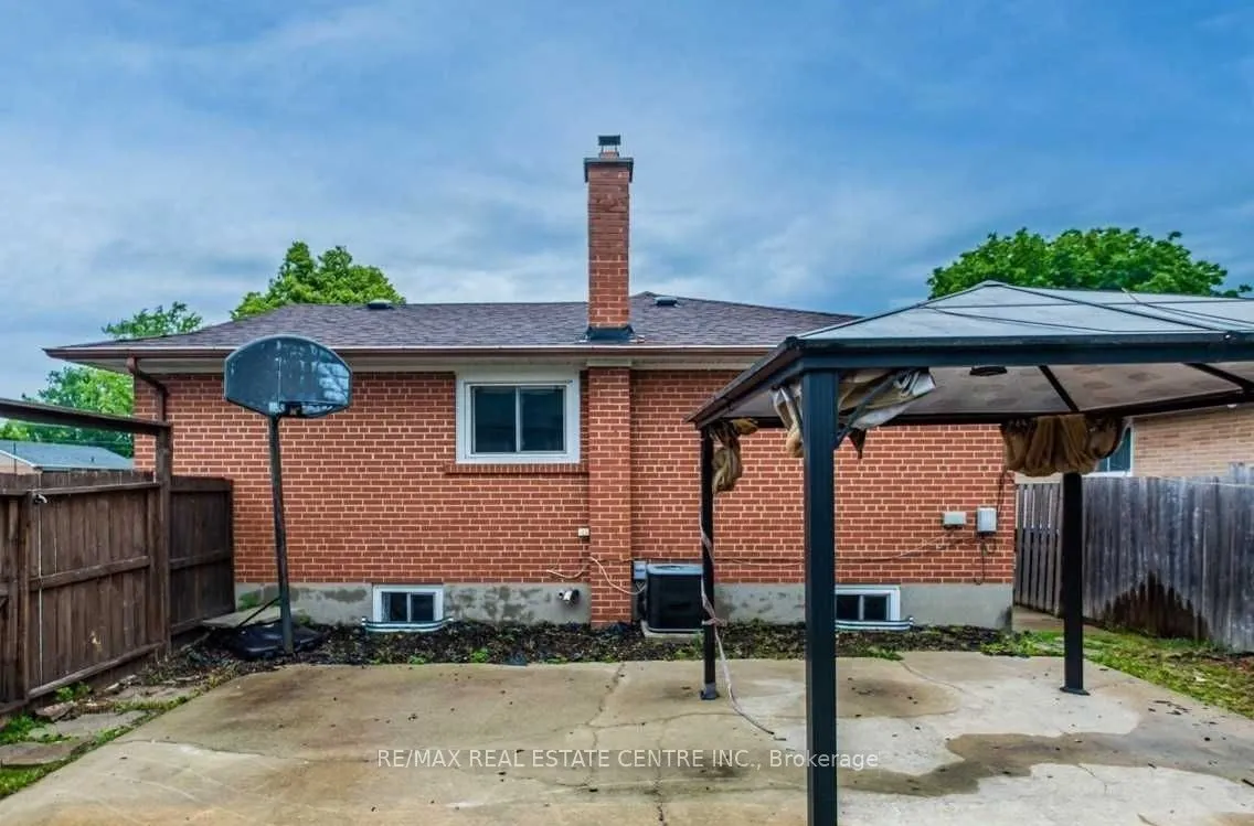 2 Milner Road