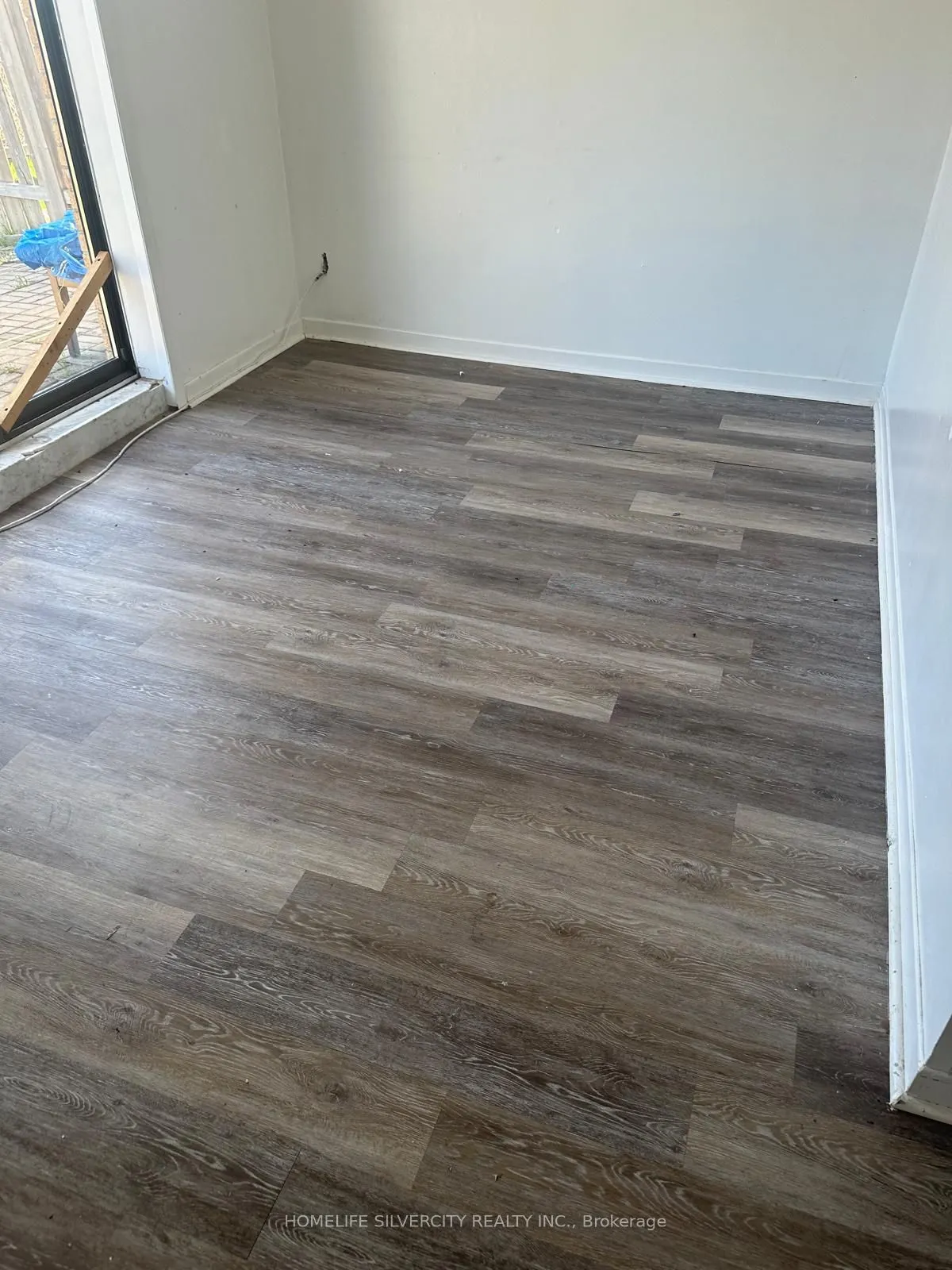 31 LAKELAND Drive S, #BASEMENT