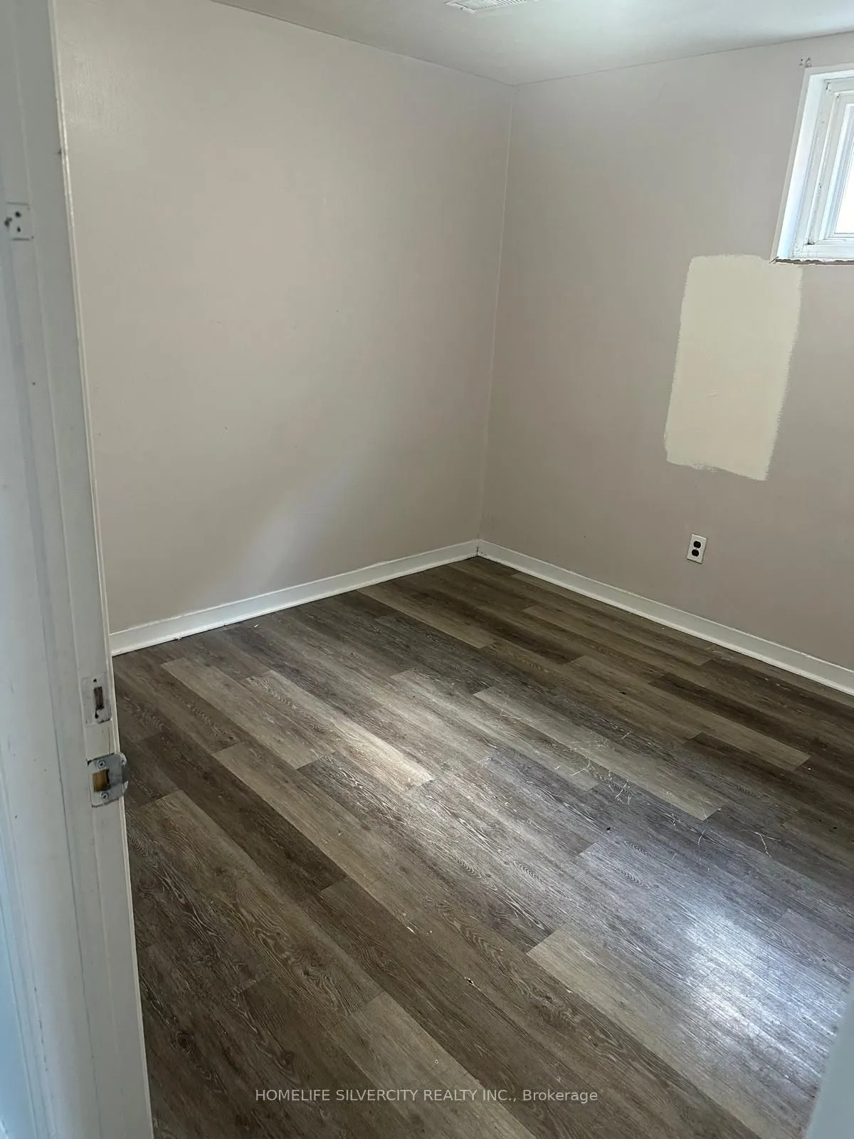 31 LAKELAND Drive S, #BASEMENT