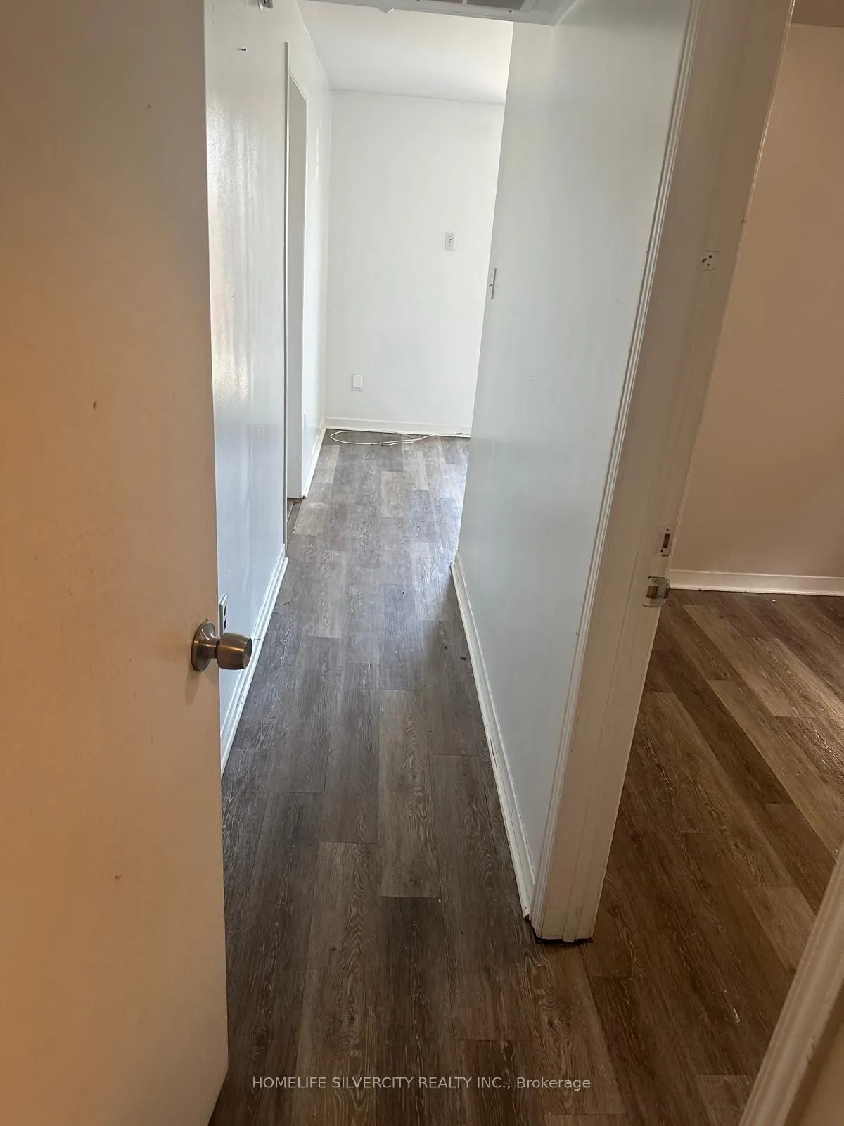 31 LAKELAND Drive S, #BASEMENT