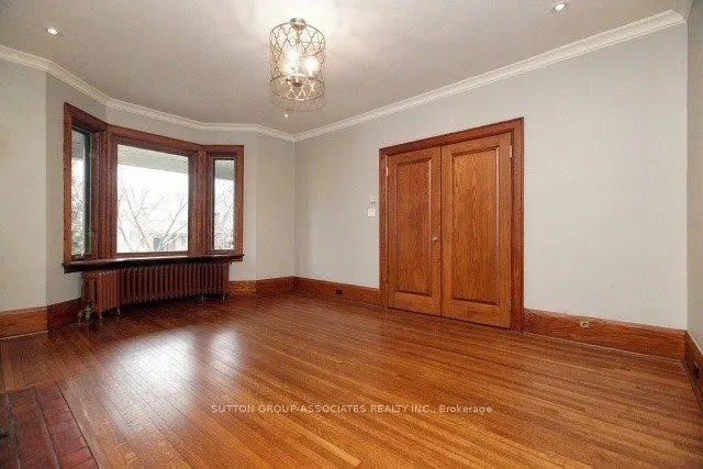 36 Glenholme Avenue, #Main