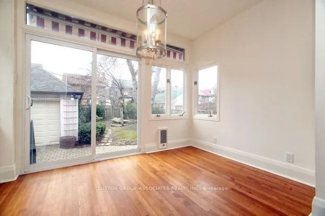 36 Glenholme Avenue, #Main