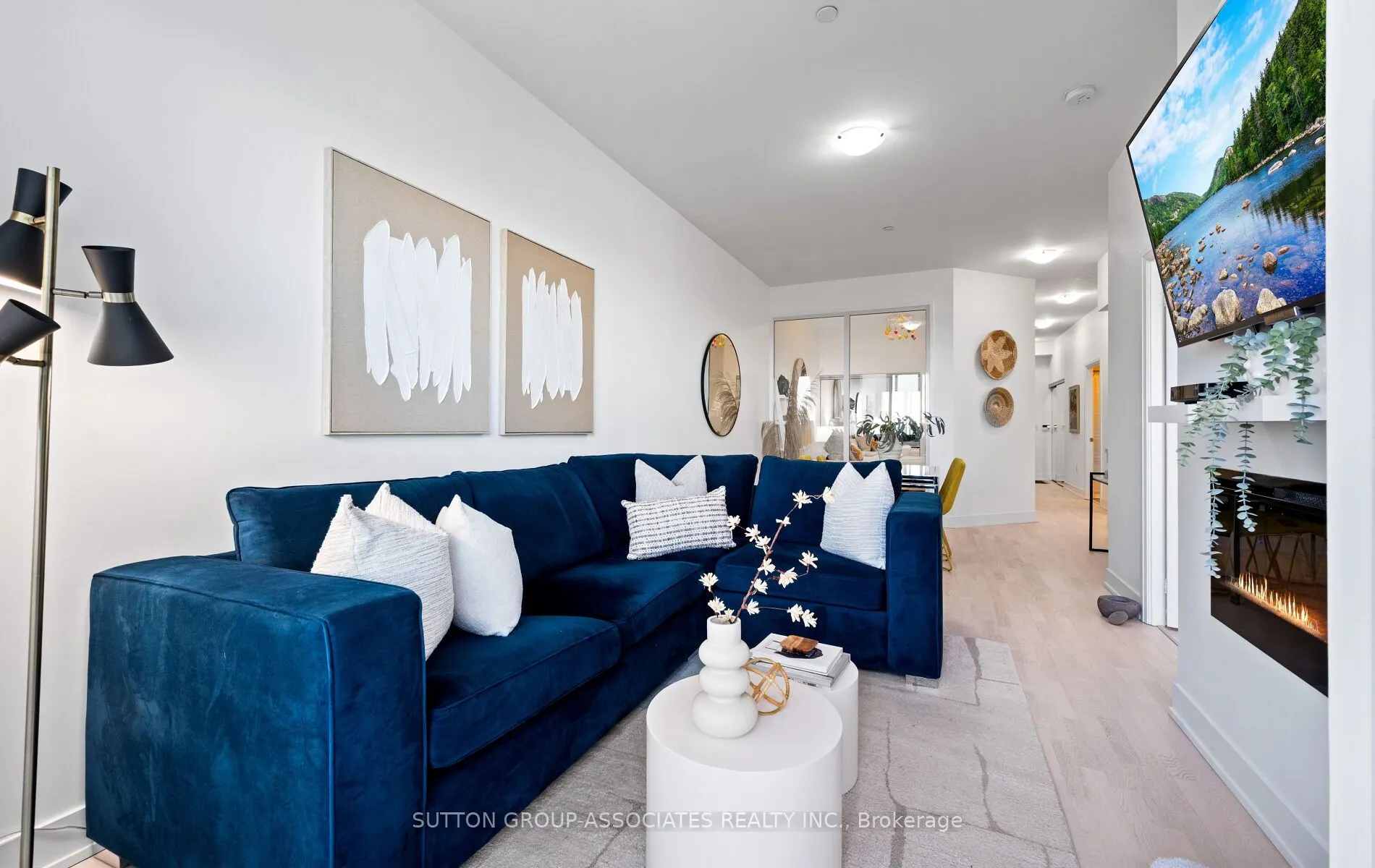 20 Shore Breeze Drive, #703