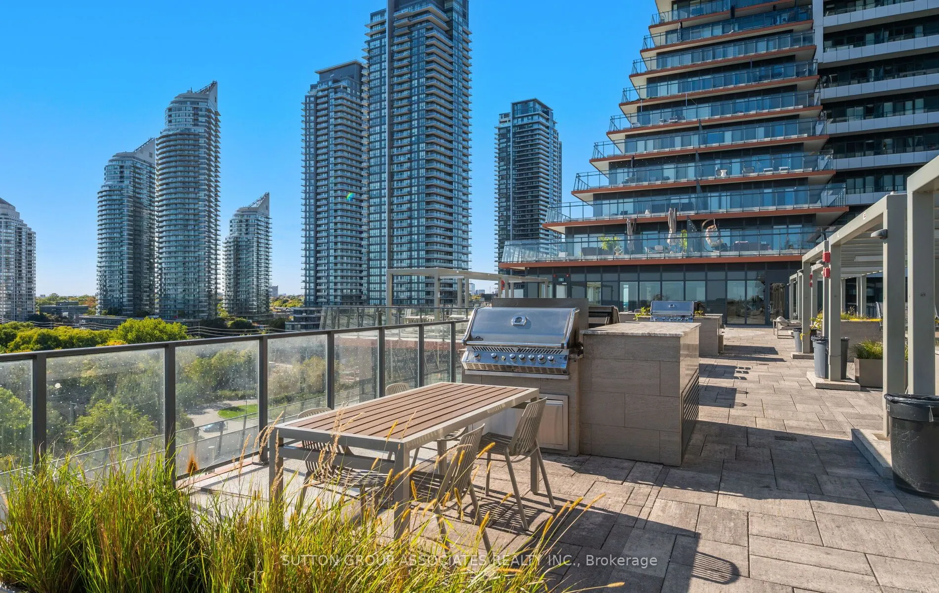 20 Shore Breeze Drive, #703