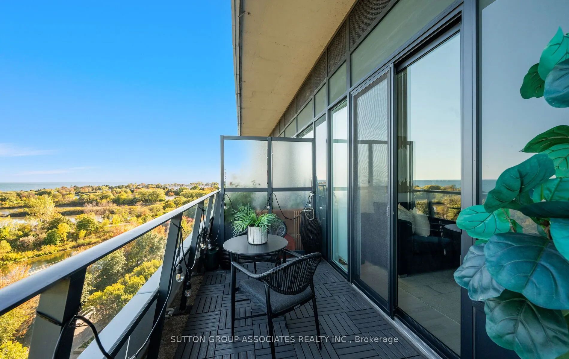 20 Shore Breeze Drive, #703