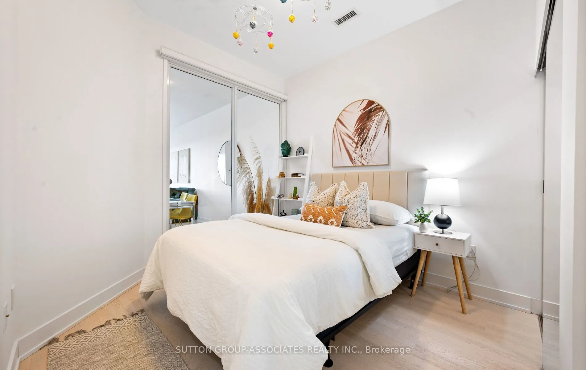 20 Shore Breeze Drive, #703