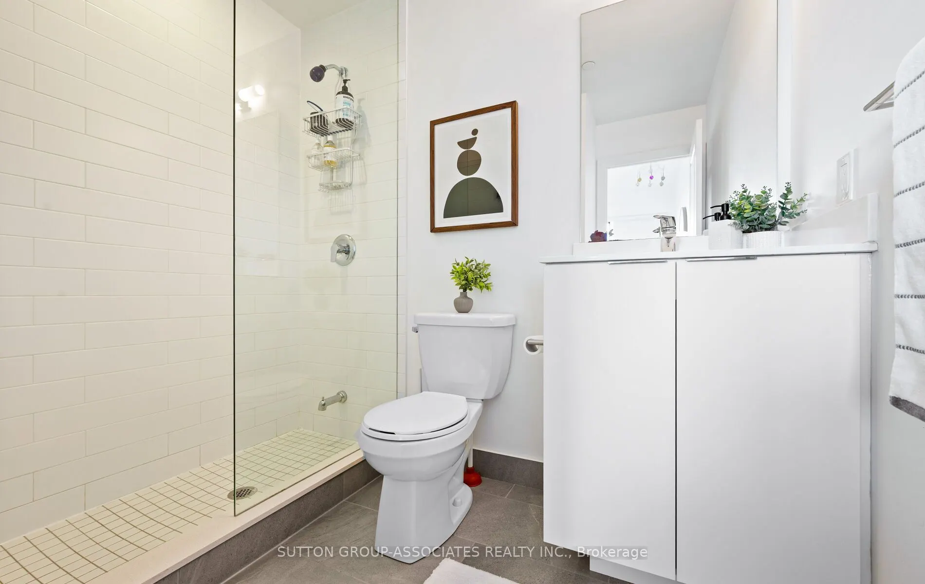 20 Shore Breeze Drive, #703