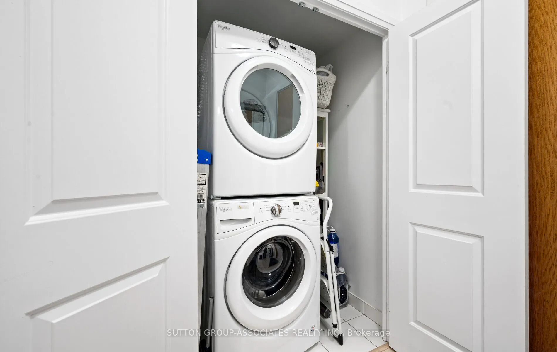 20 Shore Breeze Drive, #703