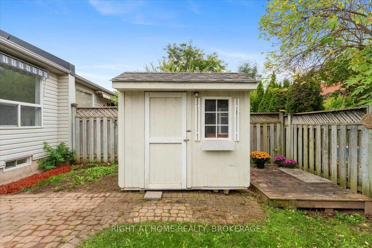 33 Atwood Avenue
