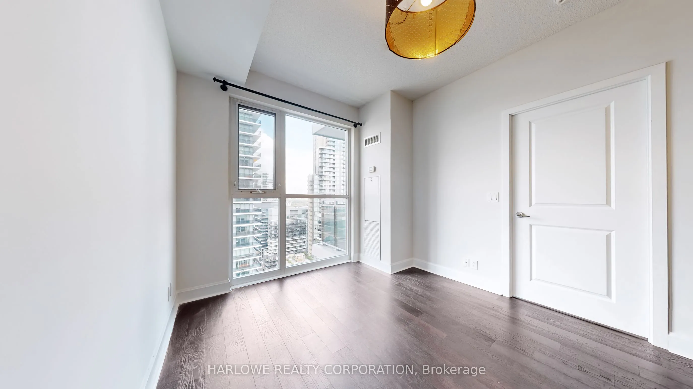 33 Shore Breeze Drive, #2006