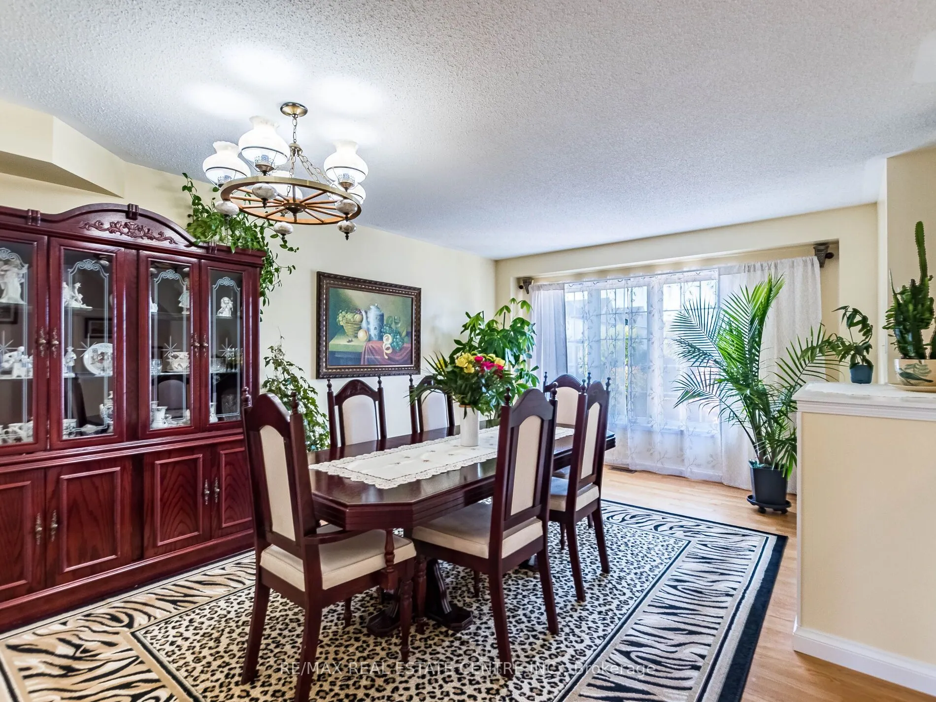 1240 Chapman Crescent