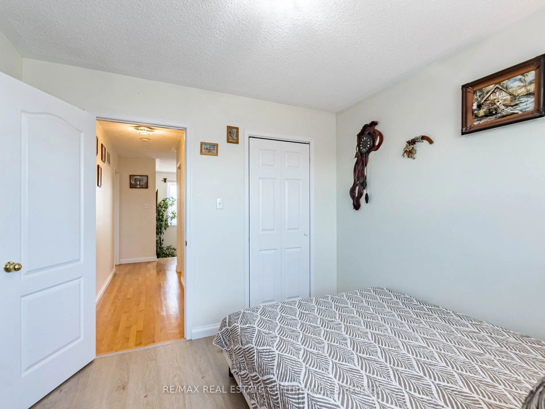 1240 Chapman Crescent
