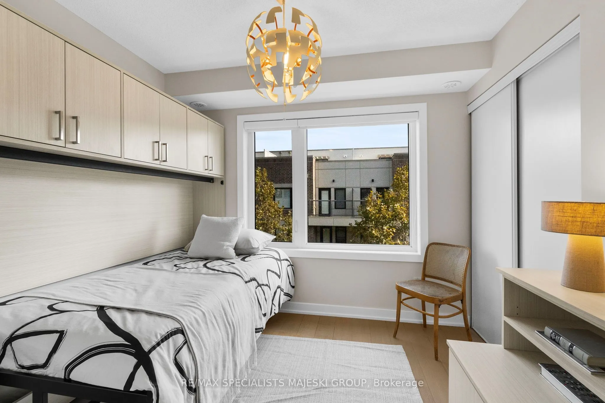 8 Drummond Street, #417
