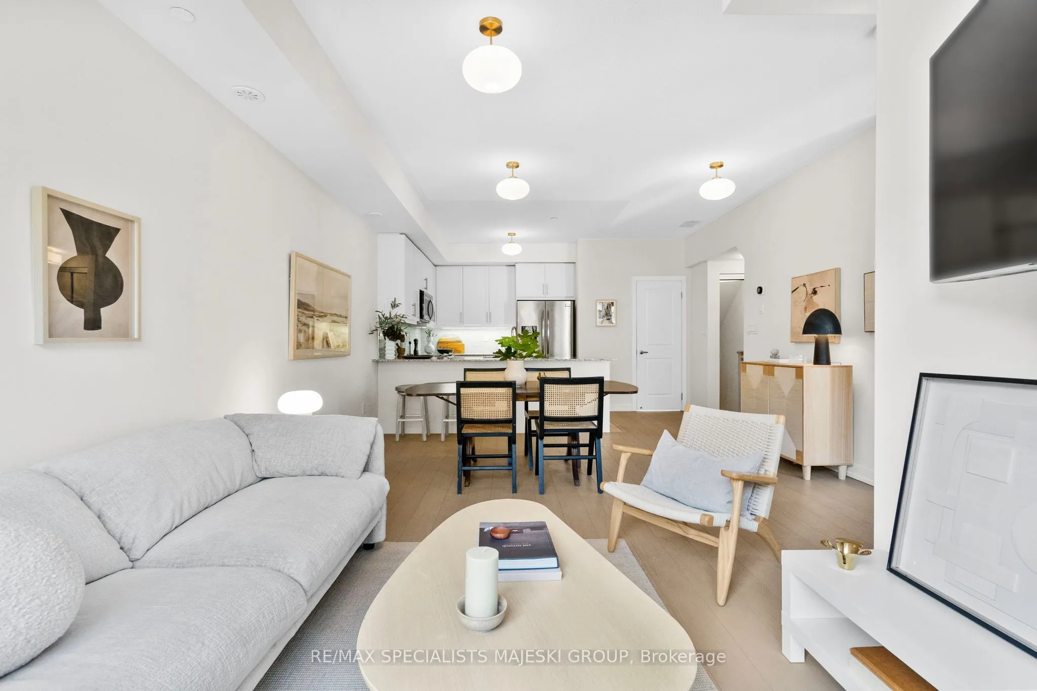 8 Drummond Street, #417