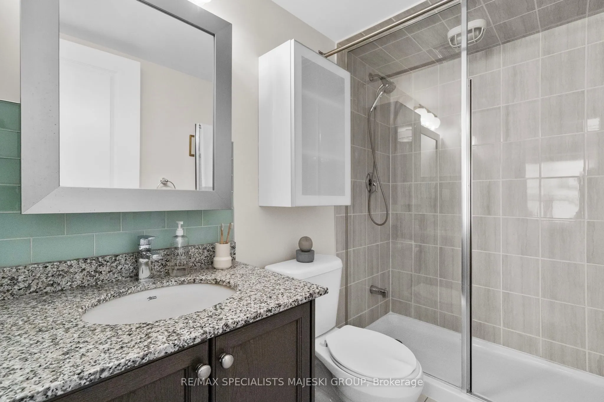 8 Drummond Street, #417