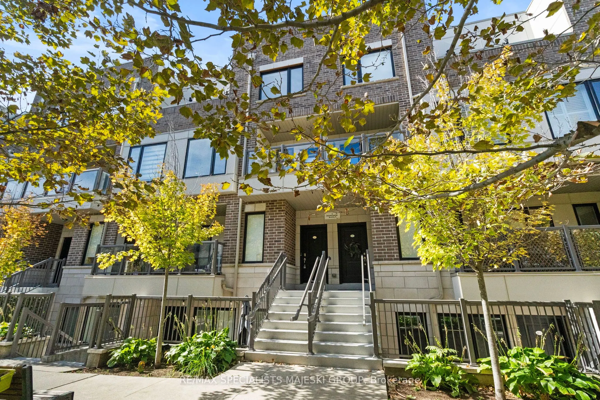 8 Drummond Street, #417