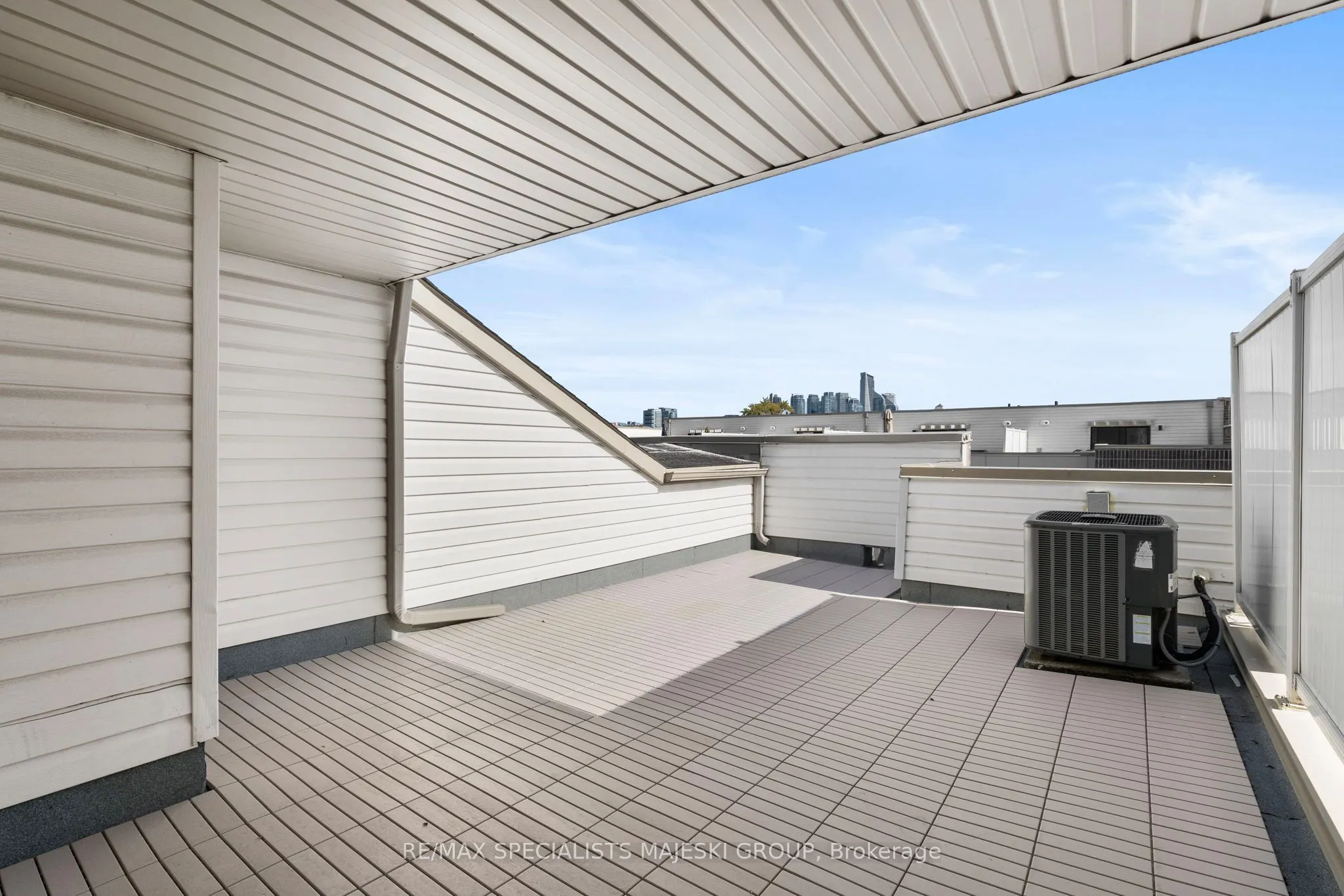 8 Drummond Street, #417