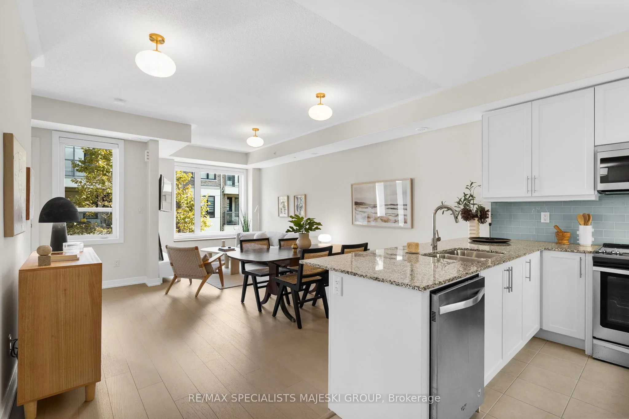 8 Drummond Street, #417
