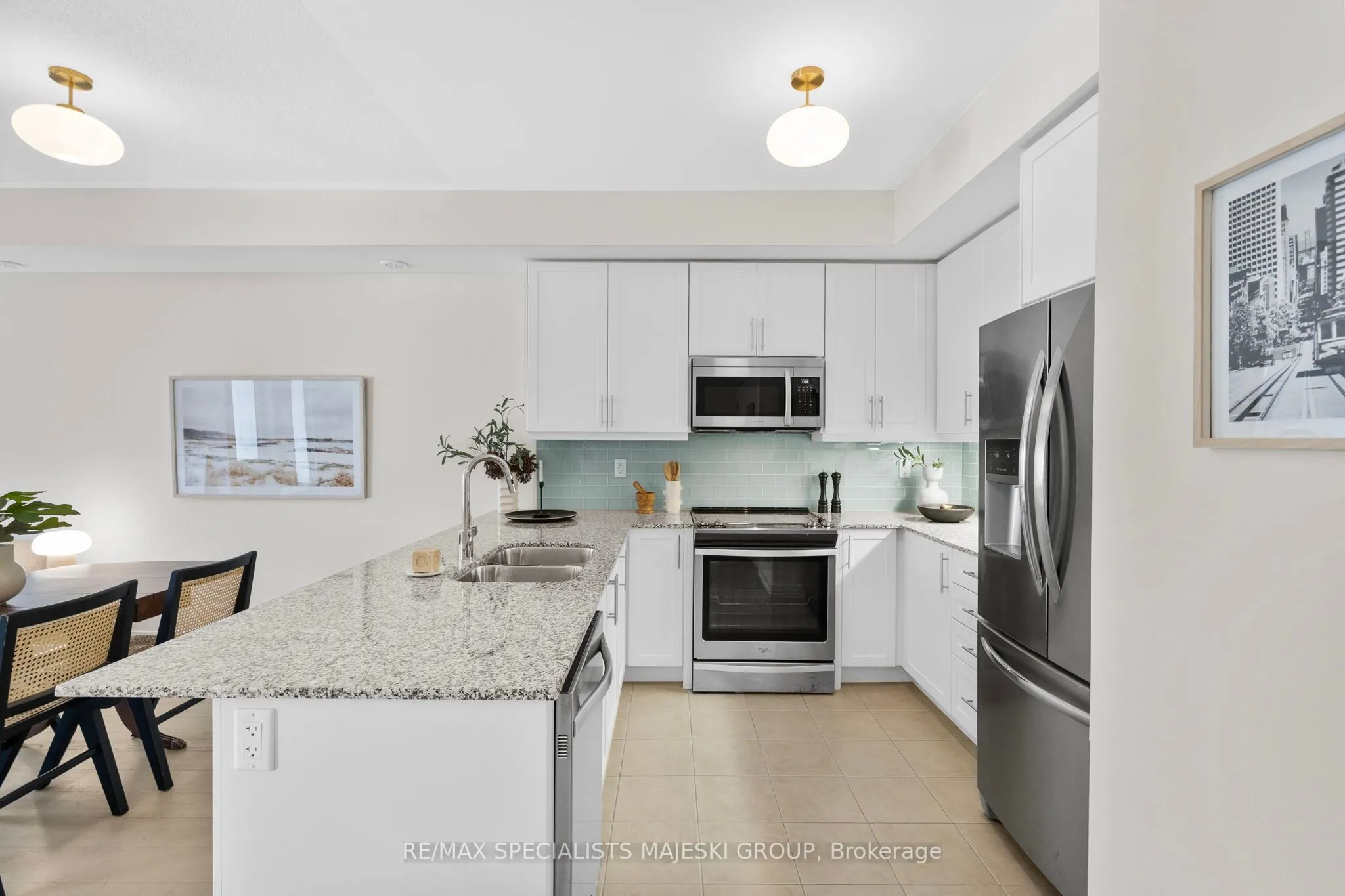 8 Drummond Street, #417