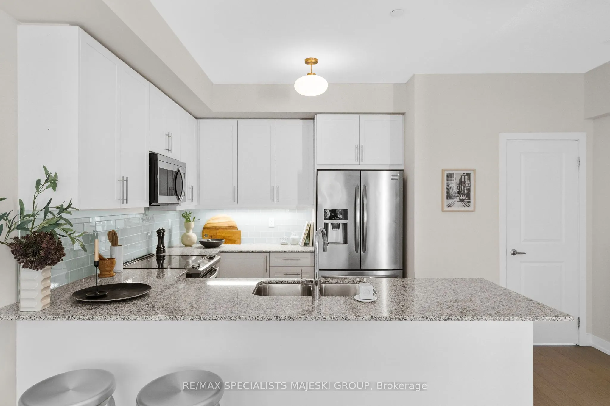 8 Drummond Street, #417