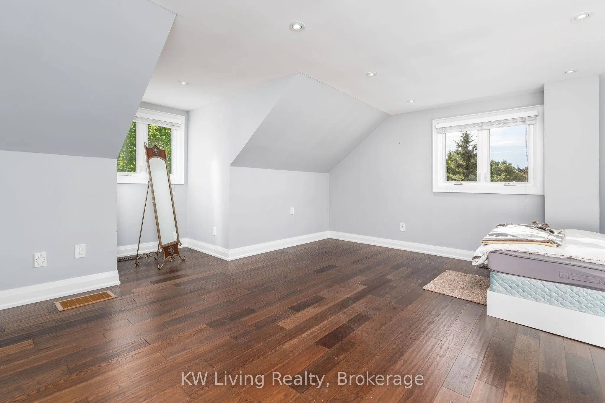 2908 Appleton Court