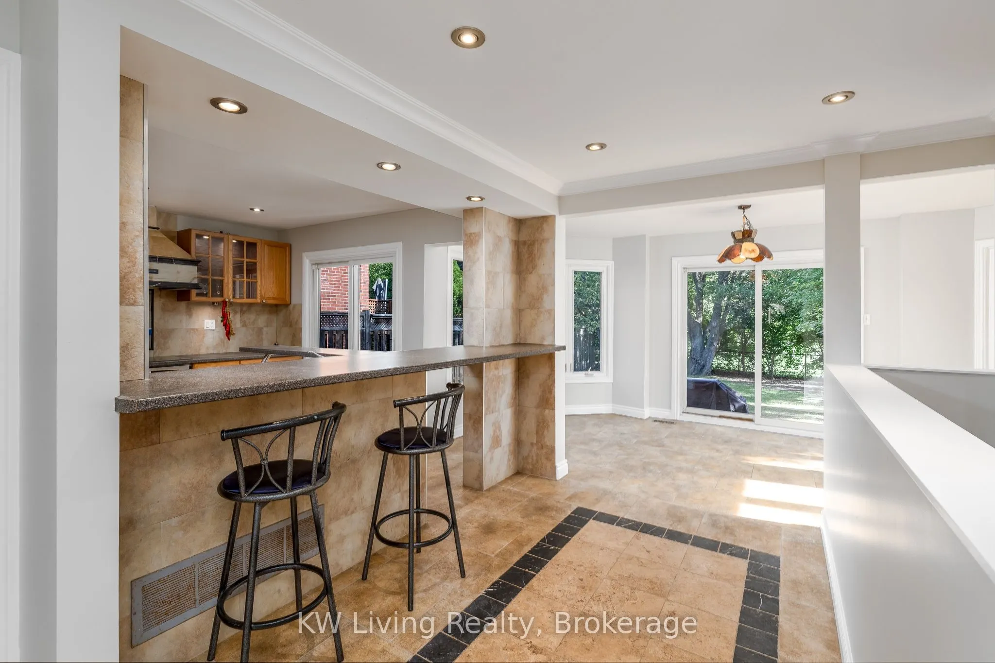 2908 Appleton Court