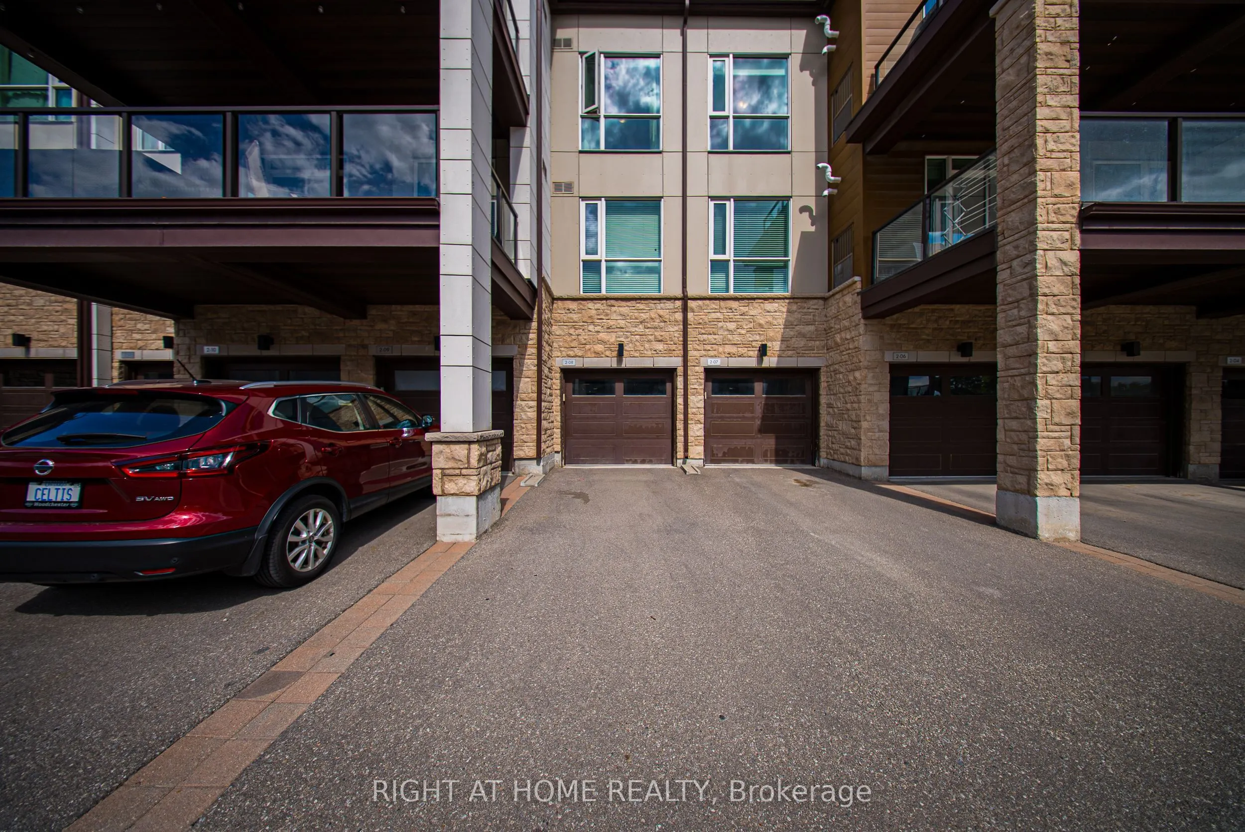 2370 Khalsa Gate, #311