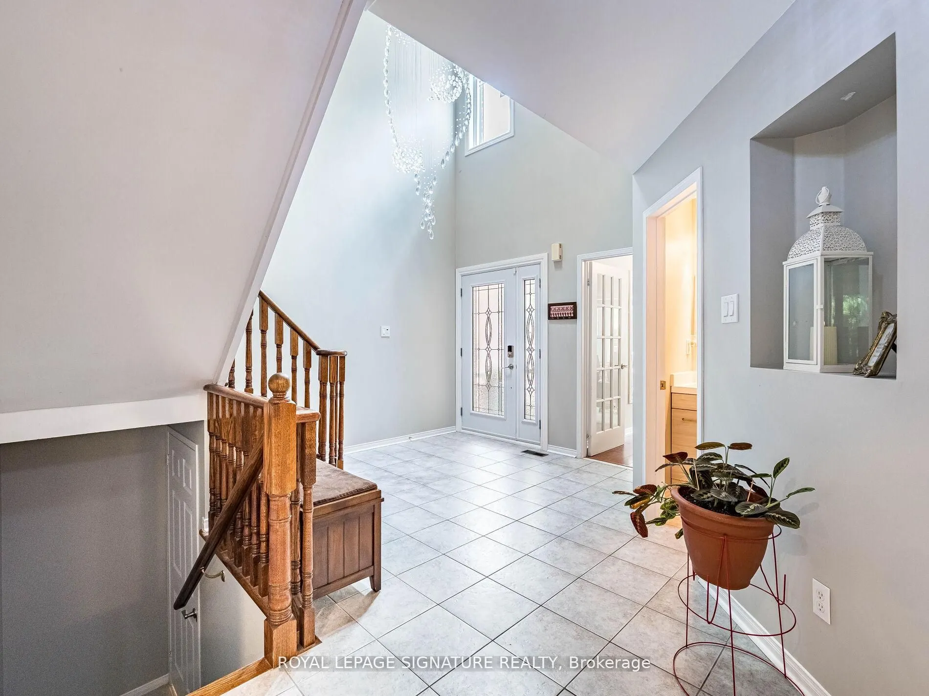 1013 Freeman Trail W
