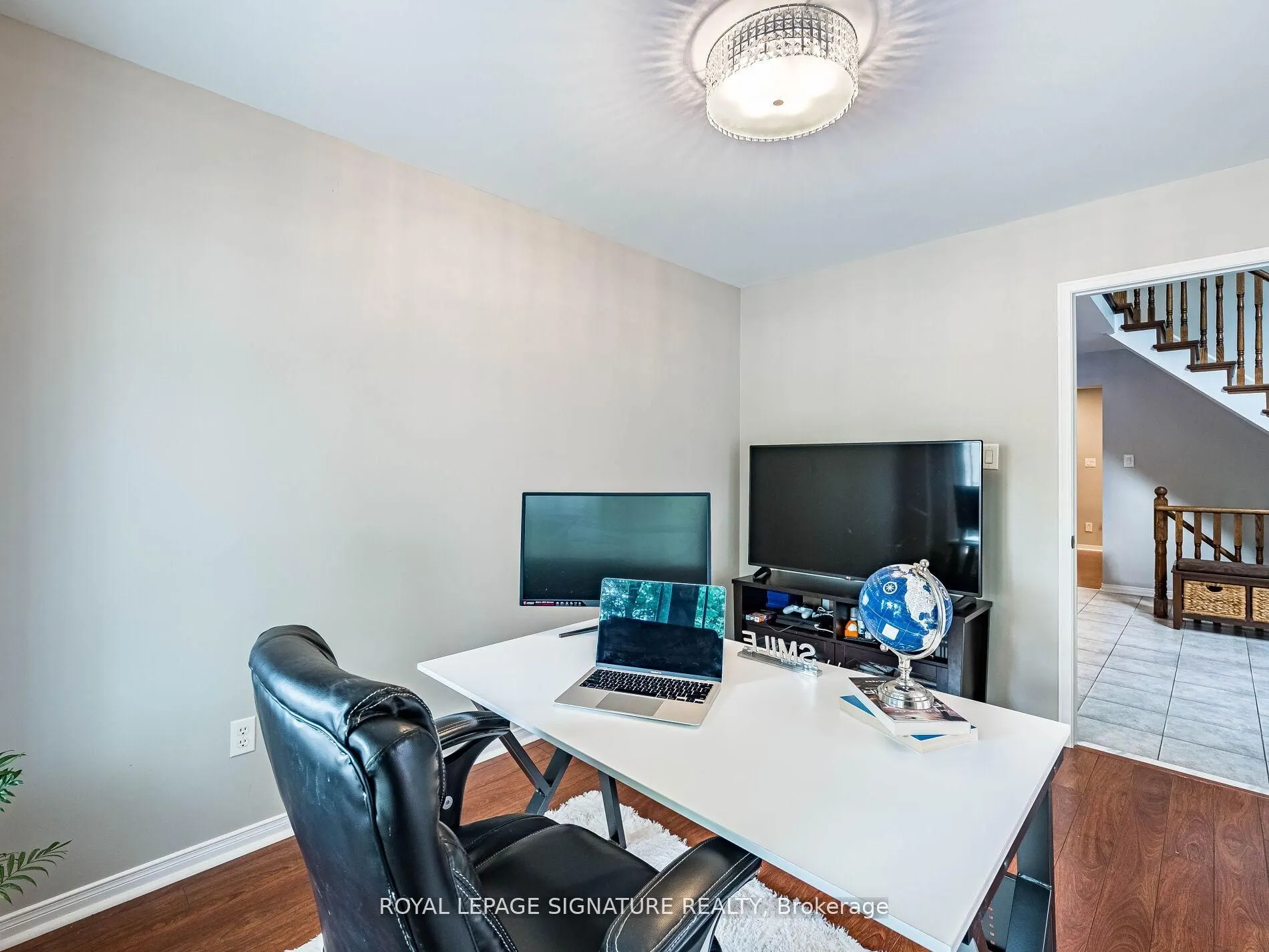 1013 Freeman Trail W